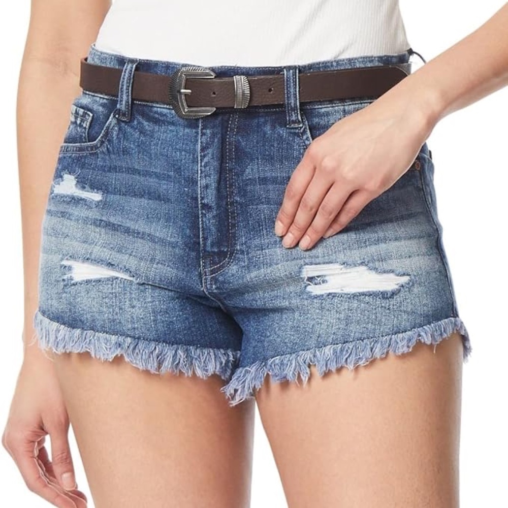 NWT WallFlower Junior’s 9 Fearless Curvy Denim super High Rise Belted Shorts